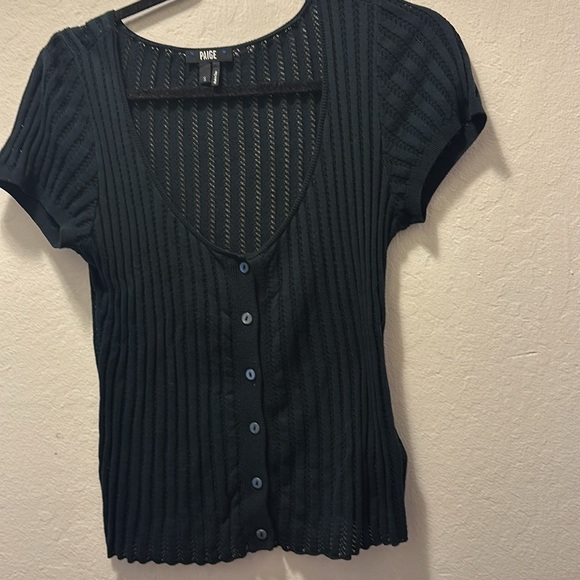PAIGE Tops - Beautiful, comfortable, short sleeves Paige top, great for any occasion.